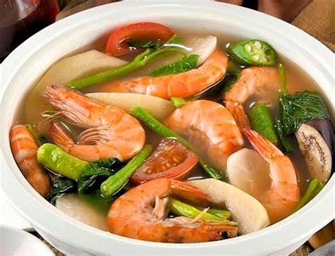  Sinigang na Hipon! Kirjava ja Sitruunainen Filipinojen Herkullinen Keitto